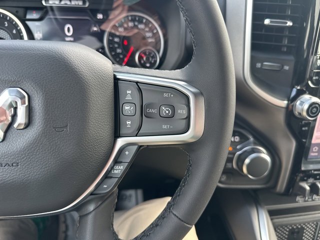 New 2026 RAM 1500 4x4 Crew Cab image 27