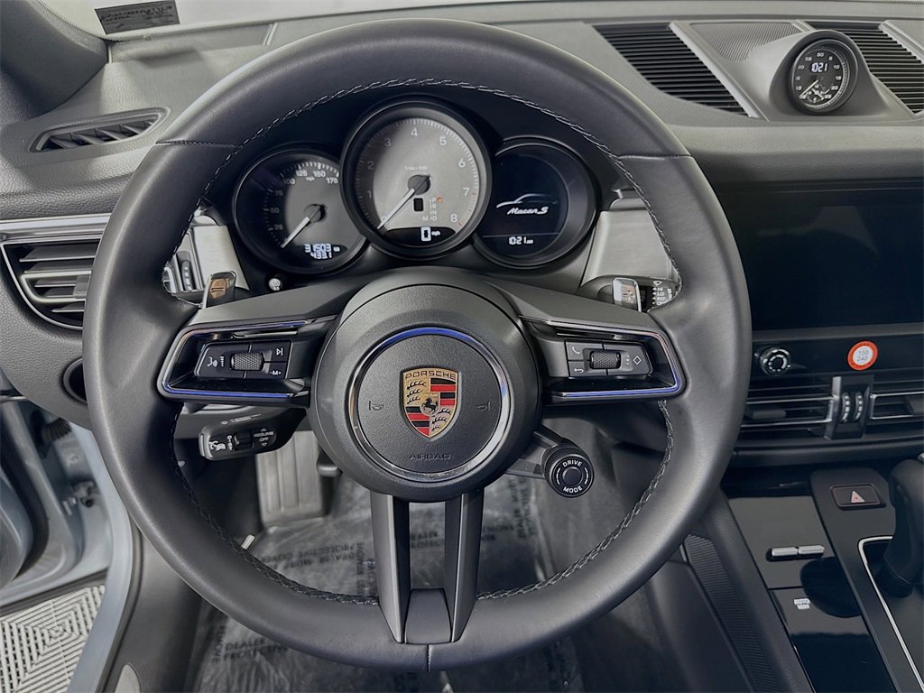 Used 2023 Porsche Macan S image 24