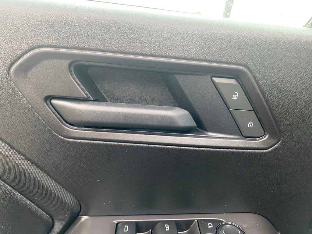 Used 2025 Chevrolet Colorado Trail Boss image 14