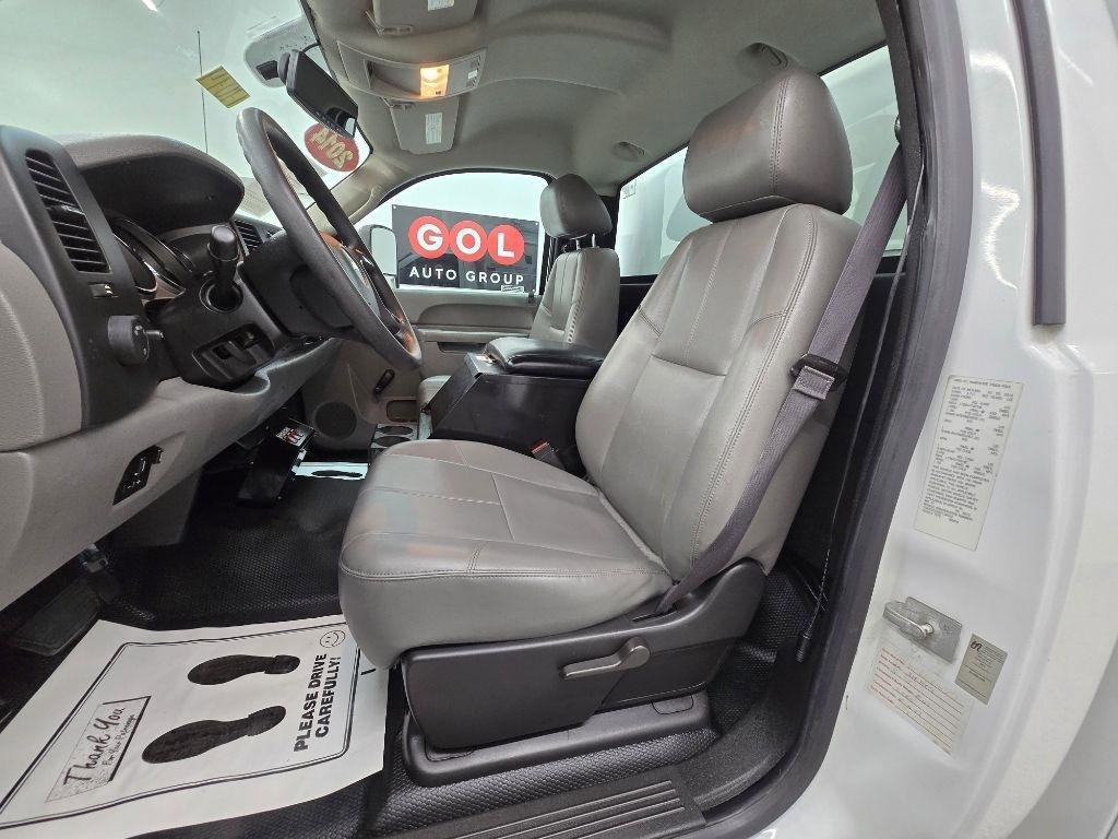 Used 2014 Chevrolet Silverado 3500 W/T image 19