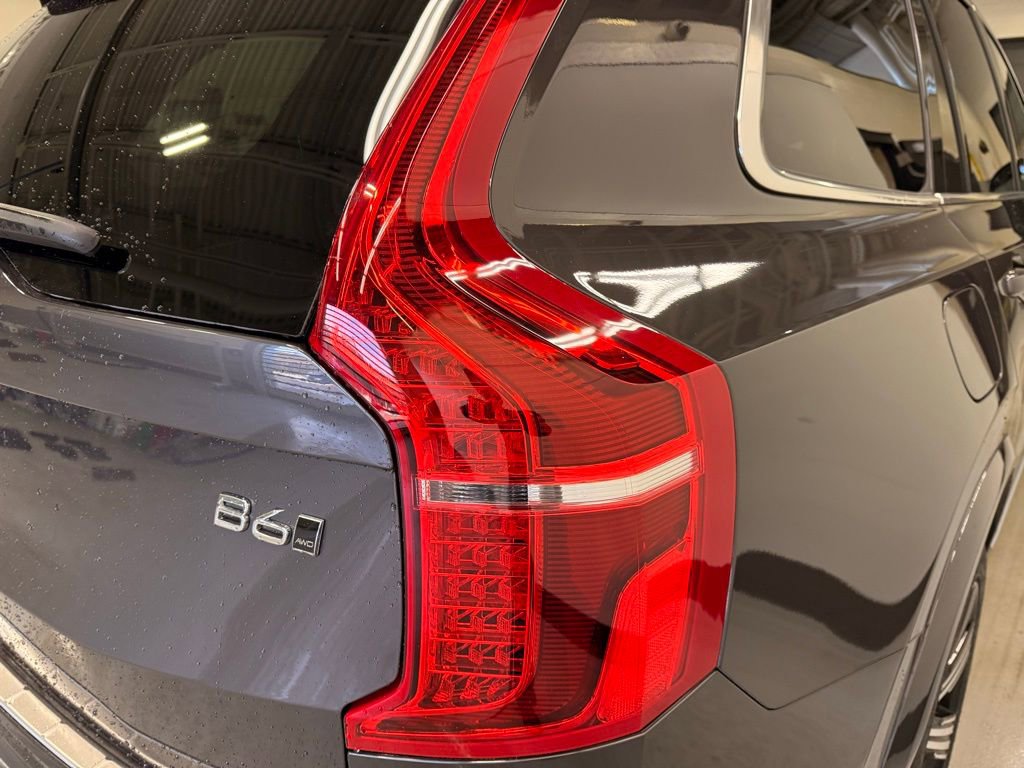 Used 2023 Volvo XC90 B6 Ultimate w/ Protection Package Premier image 5