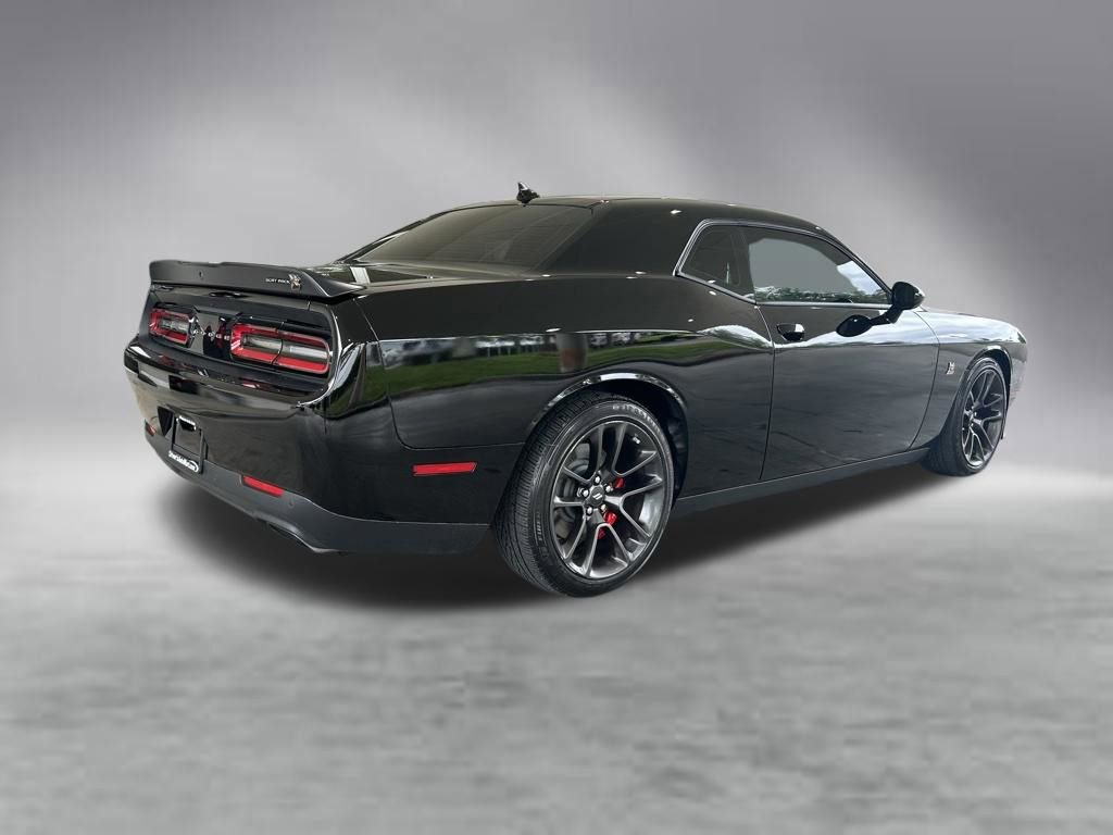 Used 2022 Dodge Challenger R/T Scat Pack RWD image 3