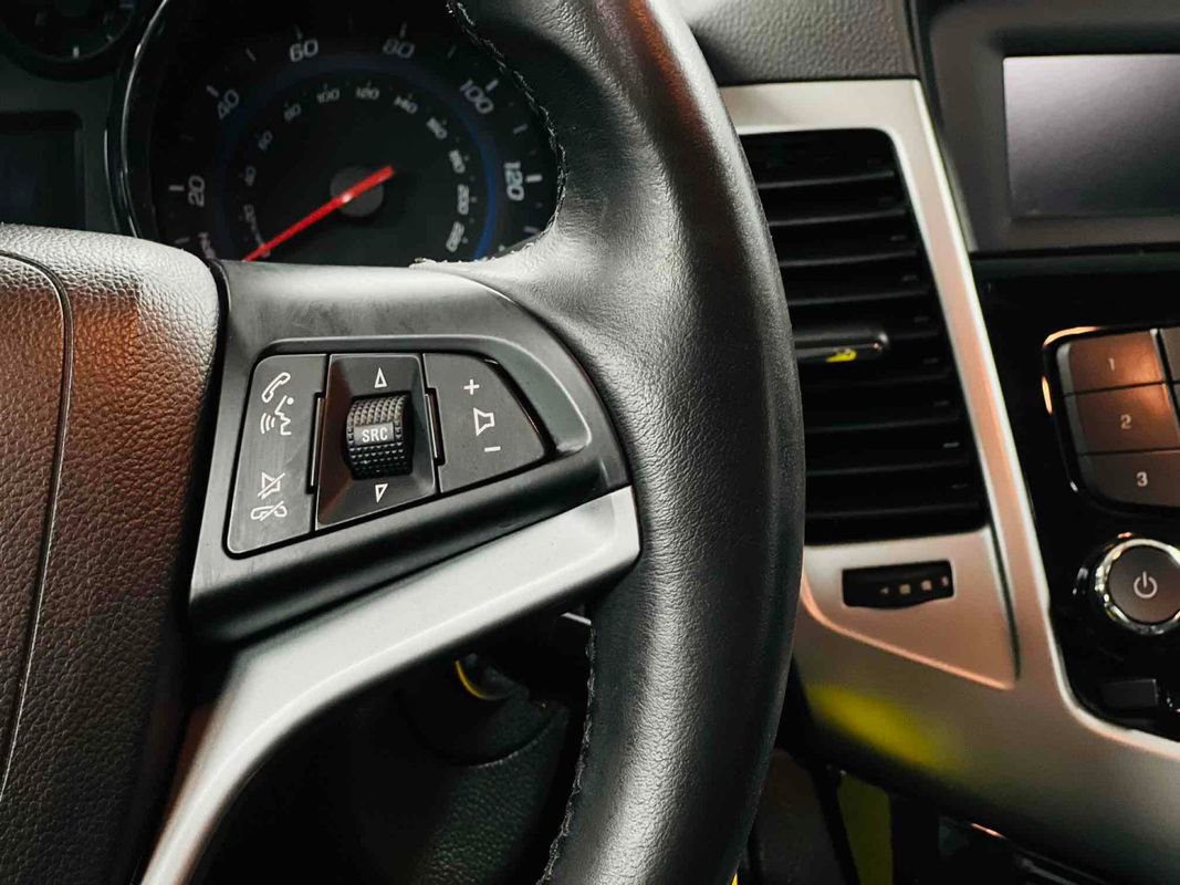 Used 2013 Chevrolet Cruze LT w/ All-Star Edition image 24