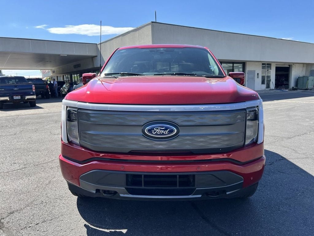 New 2023 Ford F150 Lightning Lariat AWD/4WD image 3