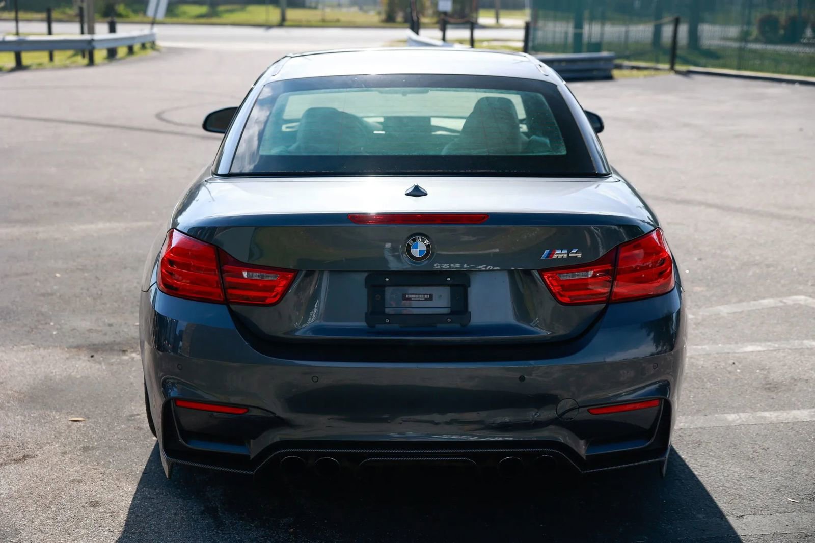 Used 2015 BMW M4 Convertible image 5