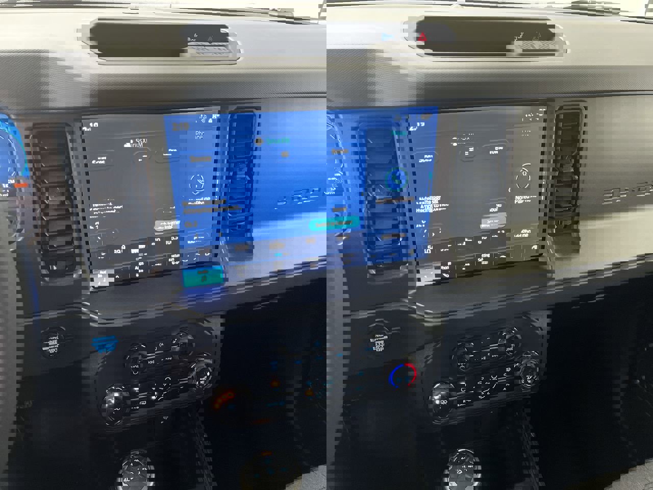 New 2025 Ford Bronco 4-Door image 15