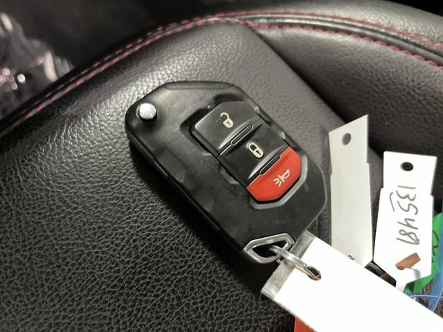 Used 2022 Jeep Wrangler Unlimited Rubicon image 26