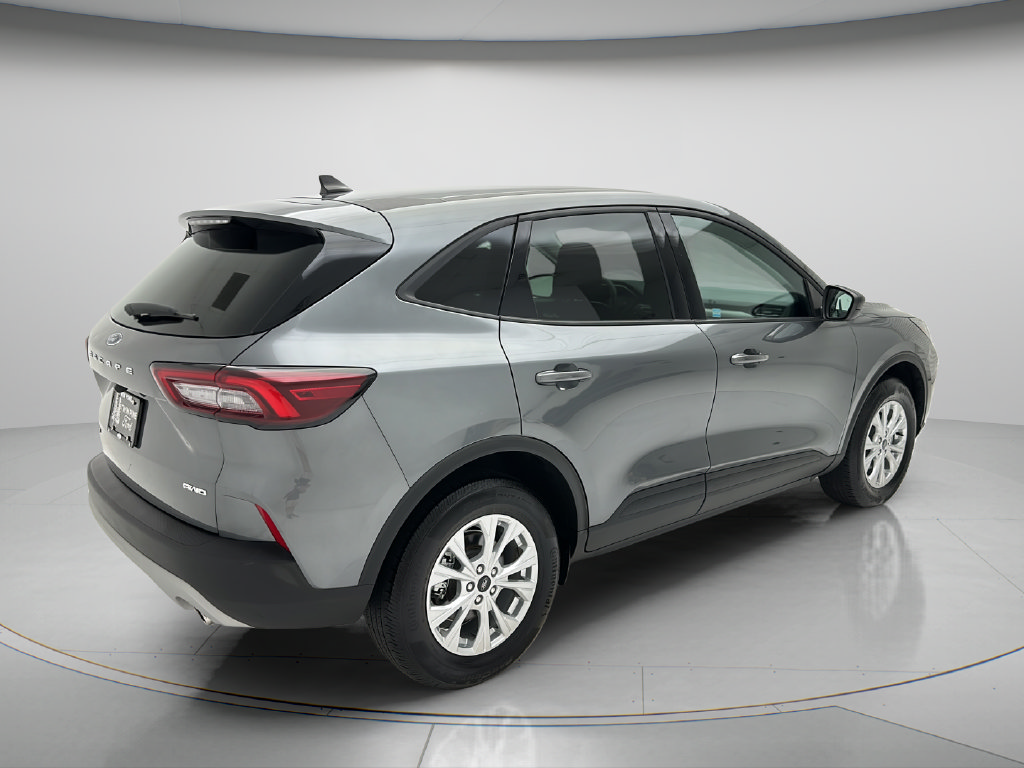 Used 2025 Ford Escape Active AWD/4WD image 5
