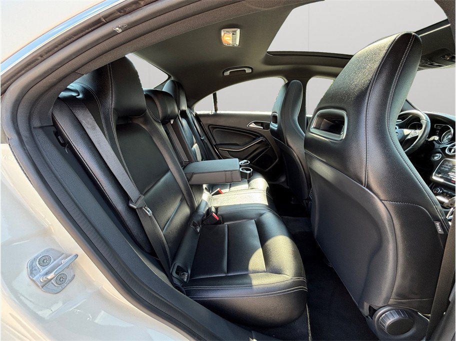 Used 2016 Mercedes-Benz CLA 250 4MATIC image 35