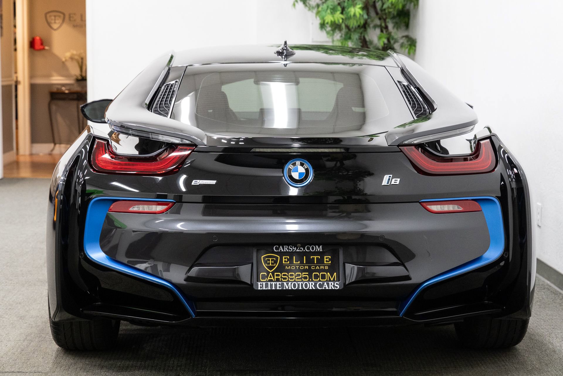 Used 2016 BMW i8 AWD/4WD image 4