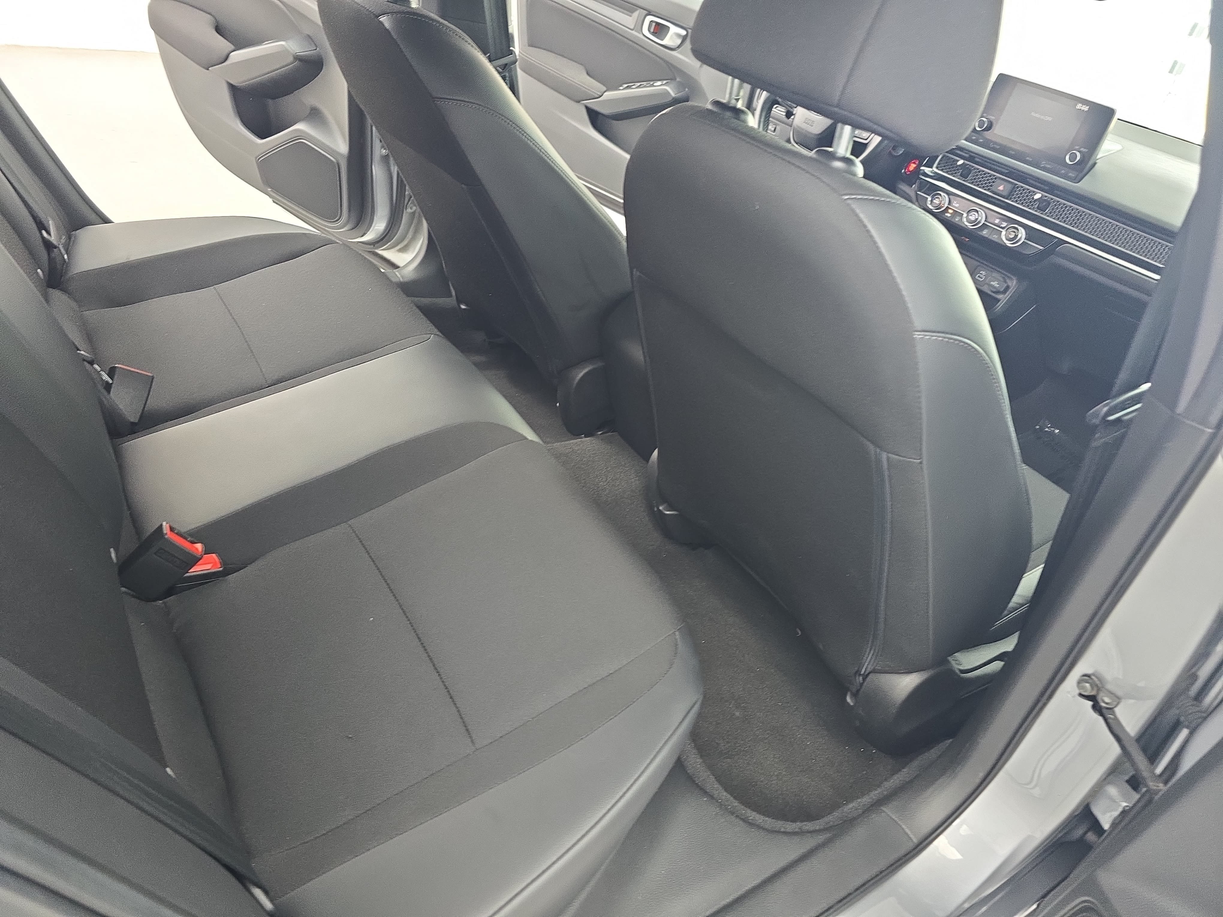 Used 2024 Honda Civic Sport image 11