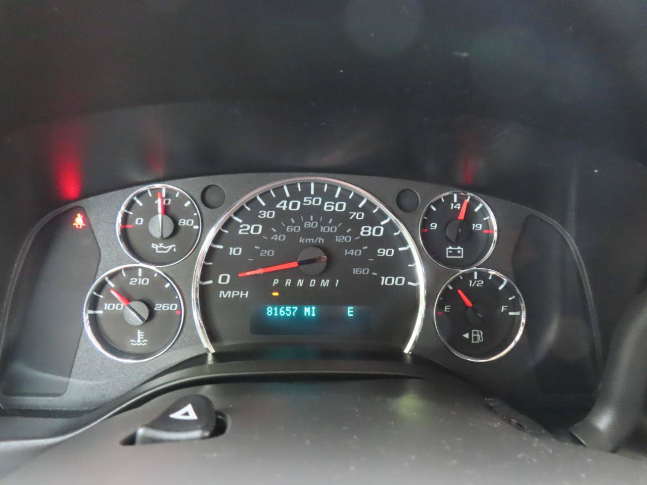 Used 2020 Chevrolet Express 3500 w/ Driver Convenience Package RWD image 27