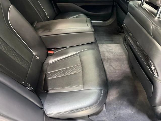 Used 2017 BMW 750i xDrive AWD/4WD image 30