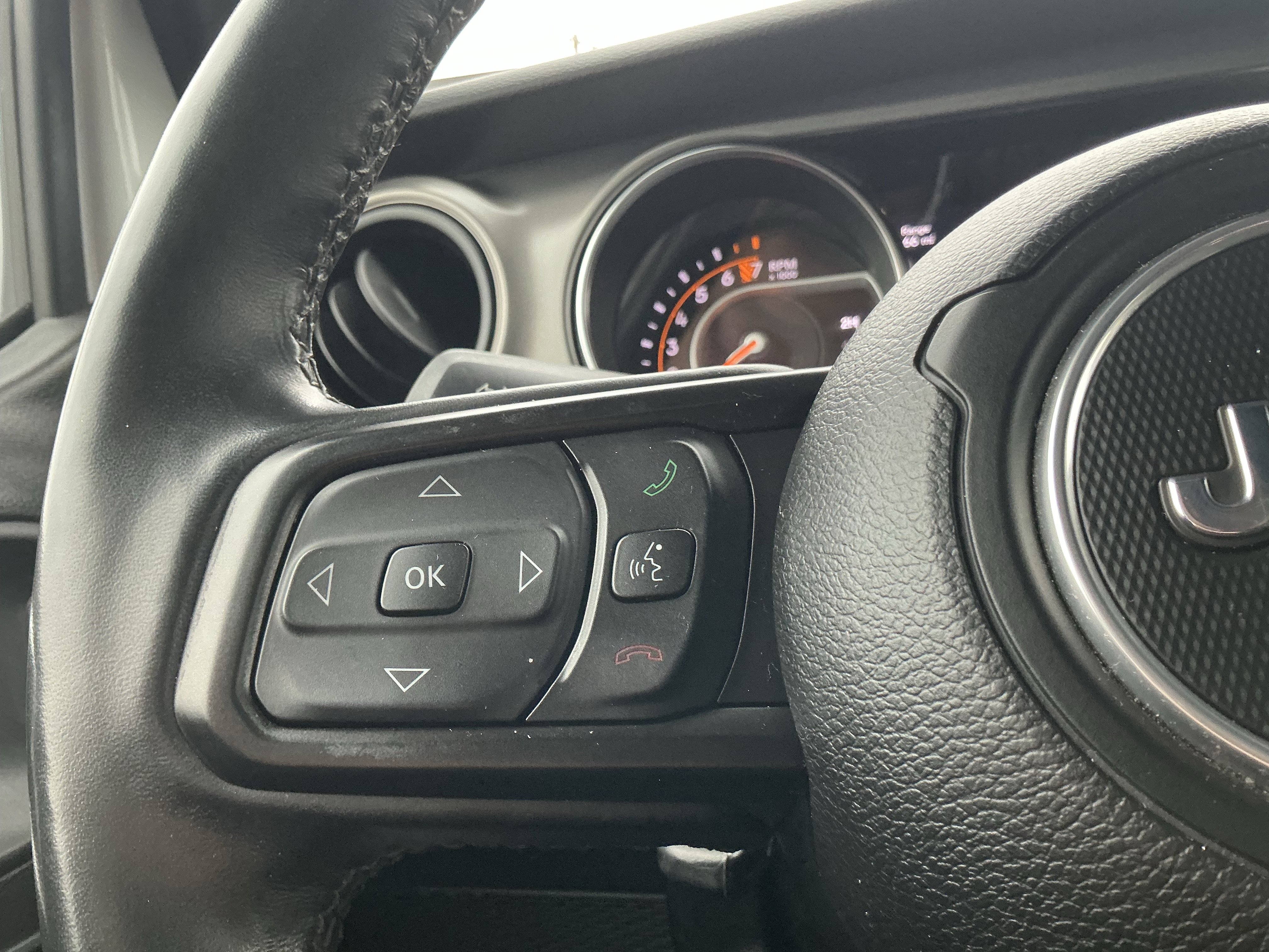 Used 2022 Jeep Wrangler Unlimited Sport w/ Sun And Sound Package image 20