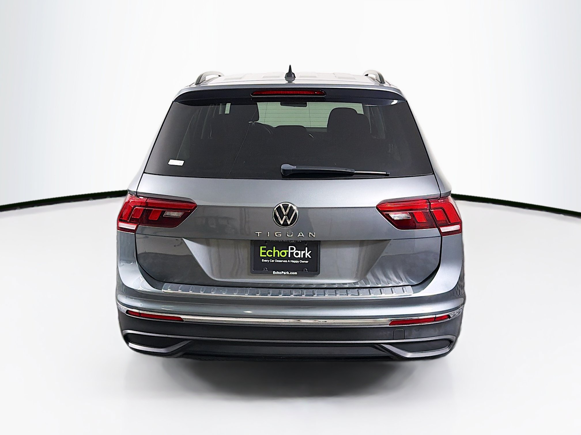 Used 2022 Volkswagen Tiguan S FWD image 7
