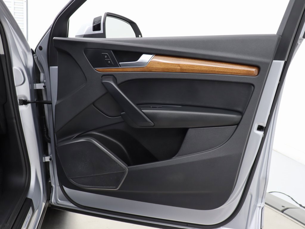 Used 2022 Audi Q5 2.0T Premium image 39