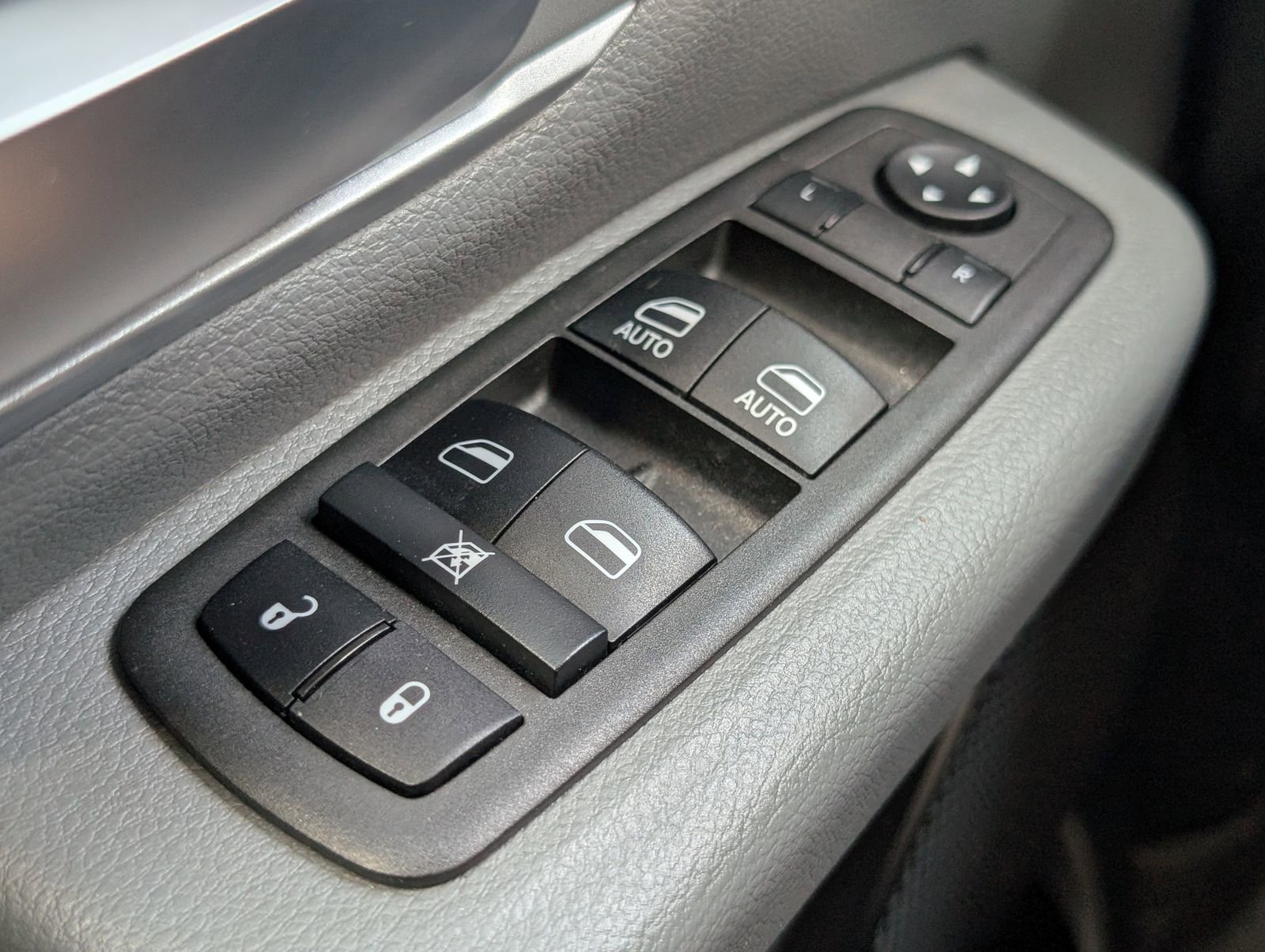 Used 2022 RAM 1500 Big Horn image 28