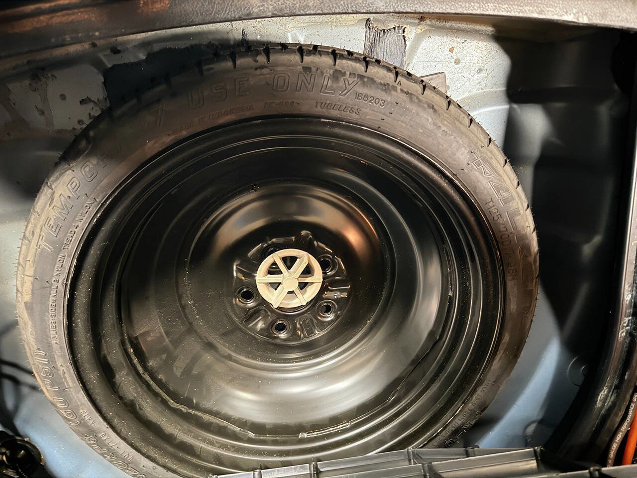 Used 2018 Toyota Corolla iM w/ Carpet Mat Package (TMS) image 13