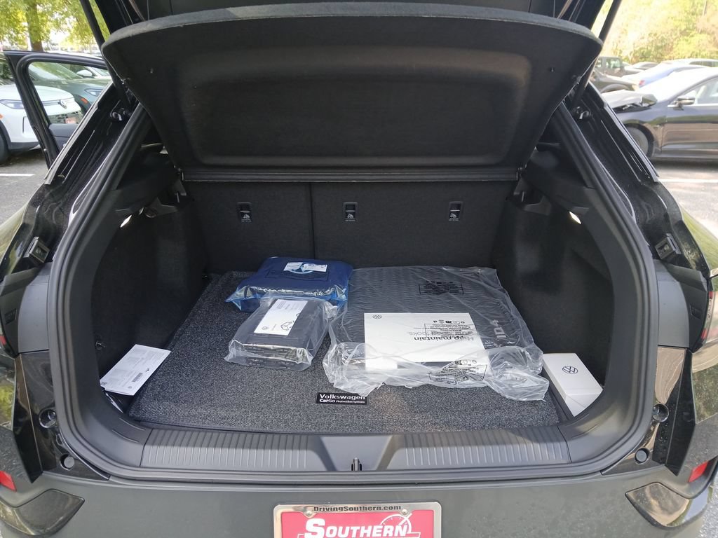 New 2026 Volkswagen ID.4 Pro RWD image 22