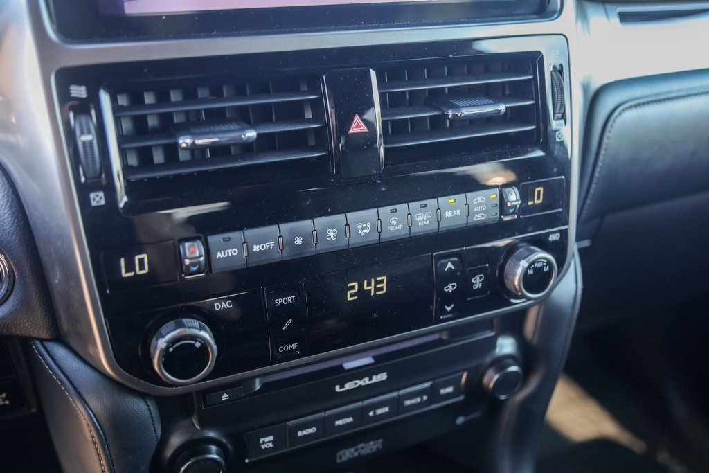 Used 2023 Lexus GX 460 Luxury image 19