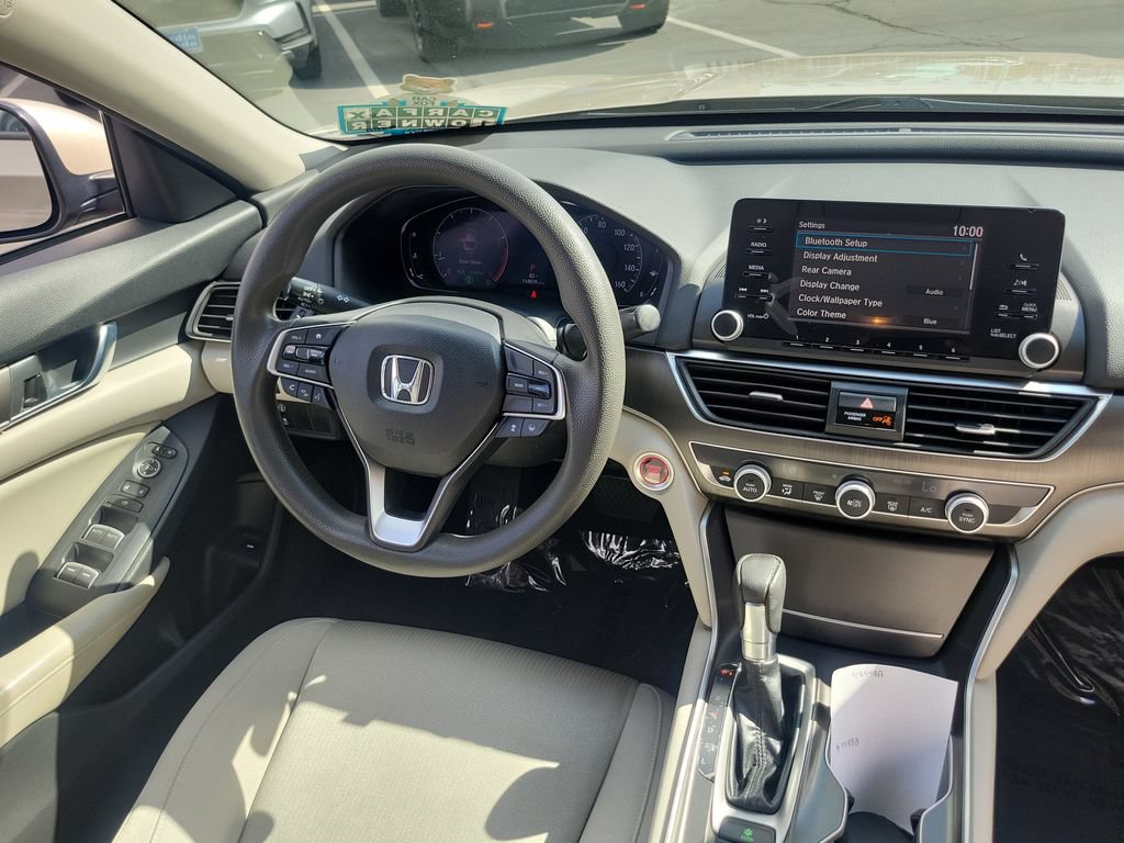 Used 2018 Honda Accord LX image 11