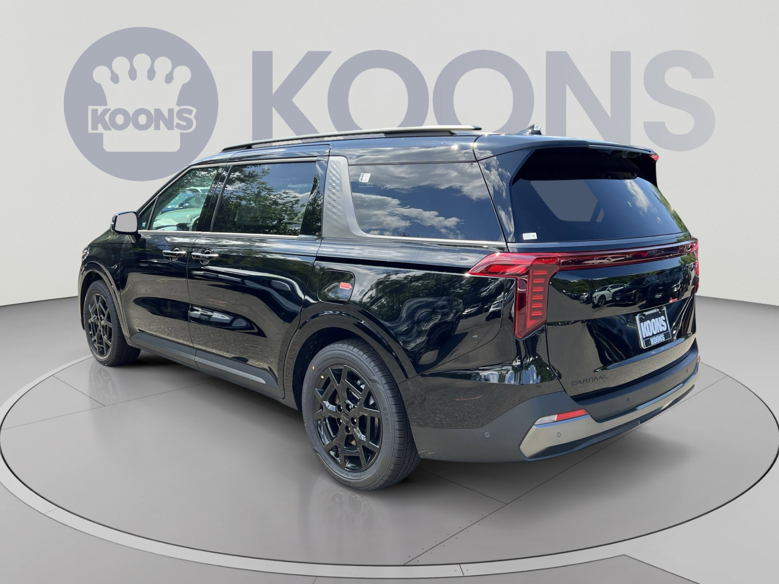 New 2027 Kia Carnival SX Prestige FWD image 4