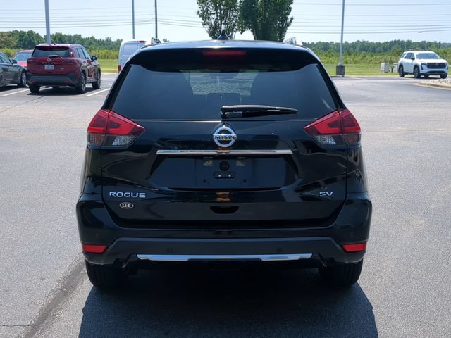Used 2019 Nissan Rogue SV FWD image 4