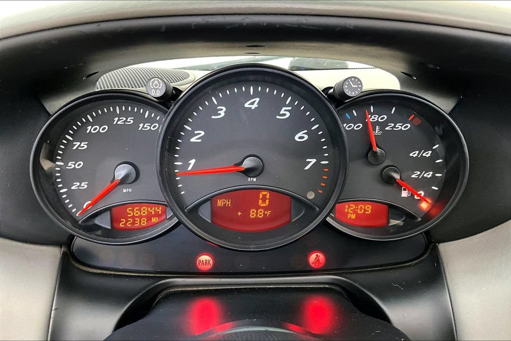 Used 2000 Porsche Boxster RWD image 25