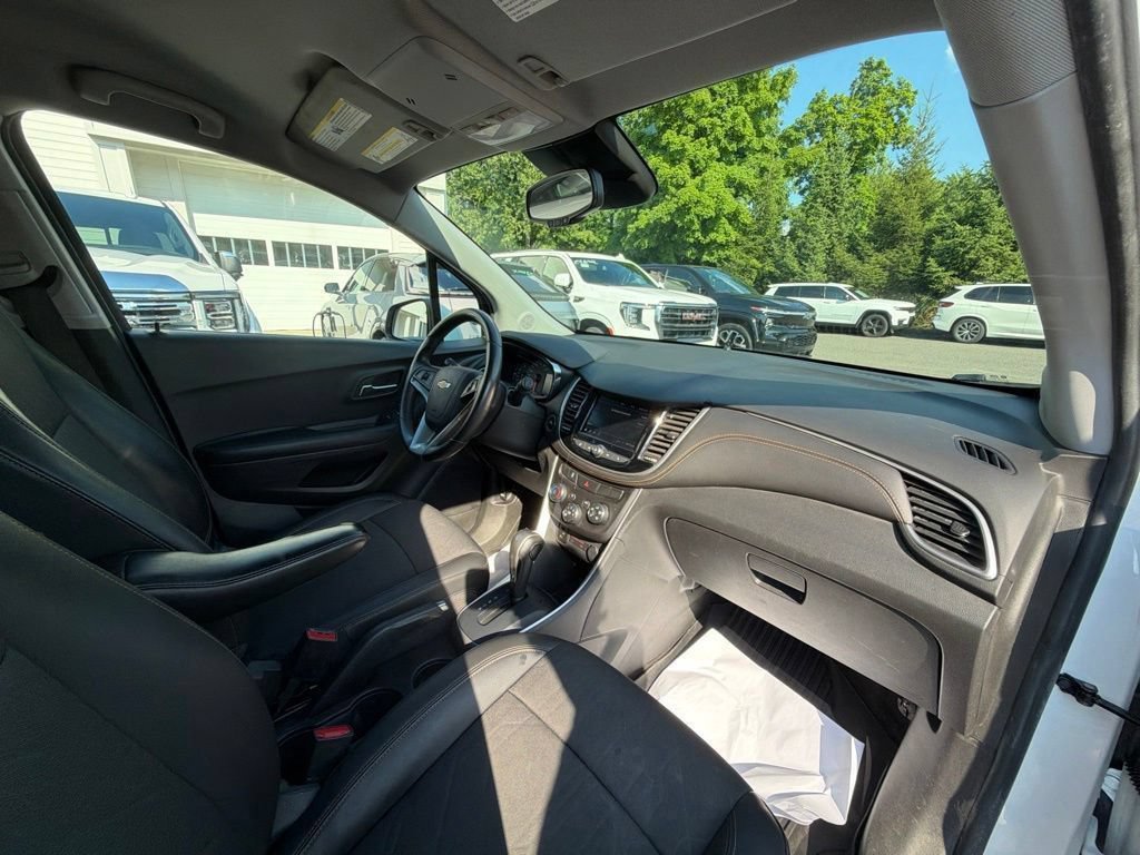 Used 2022 Chevrolet Trax LT w/ Sport Edition AWD/4WD image 76