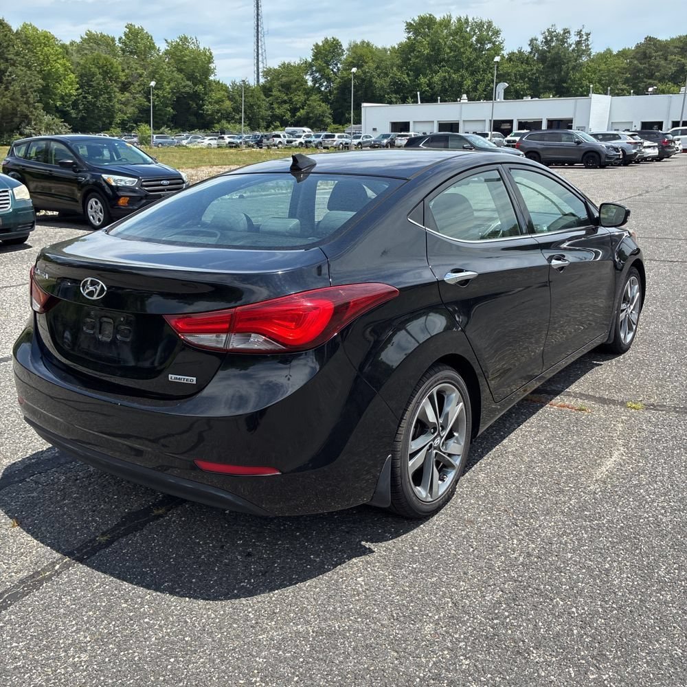 Used 2015 Hyundai Elantra Limited FWD image 6