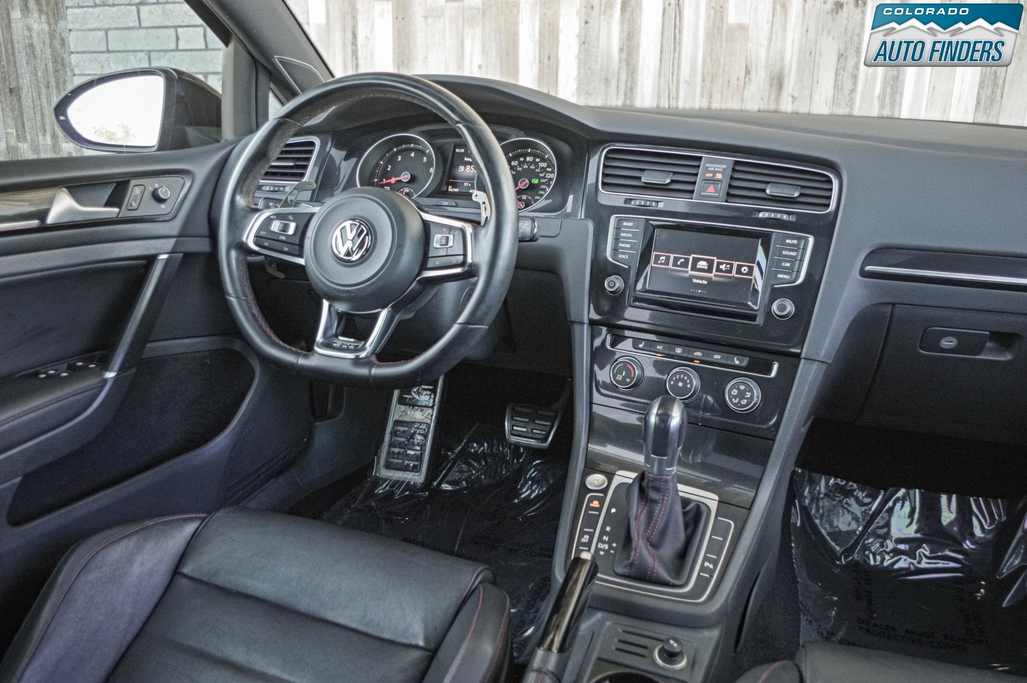 Used 2015 Volkswagen GTI SE w/ Lighting Package (SEL) FWD image 14