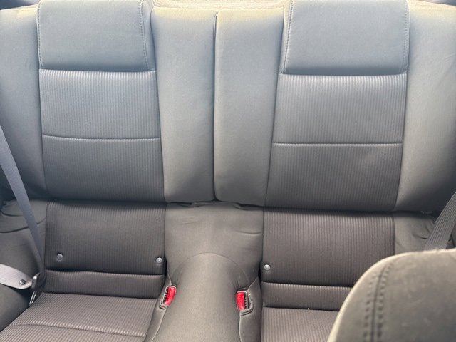 Used 2010 Ford Mustang GT Premium image 11