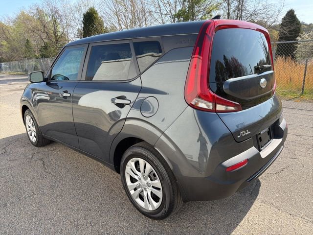 Used 2021 Kia Soul LX image 4