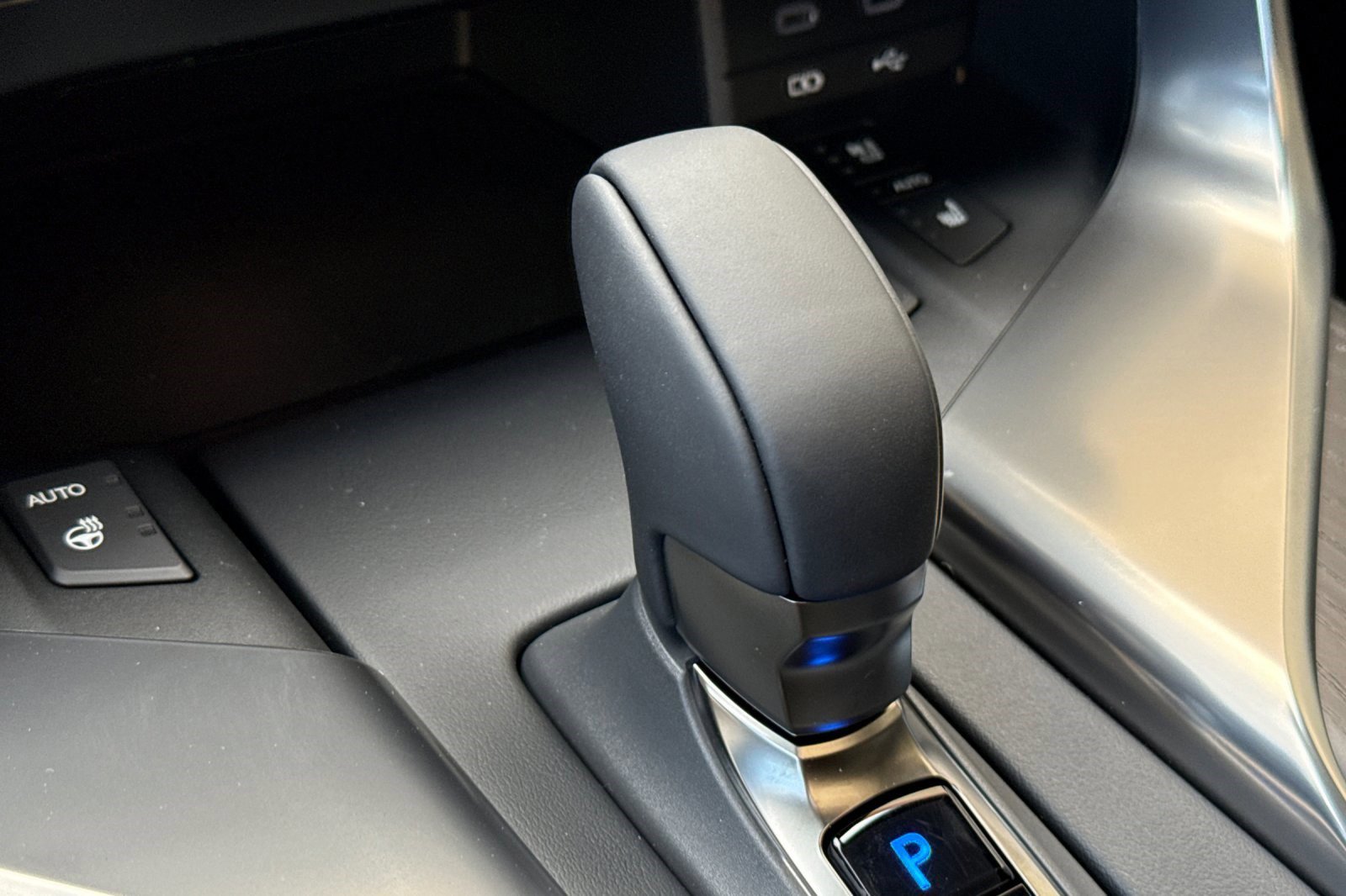 New 2026 Lexus LX 700h Overtrail image 15