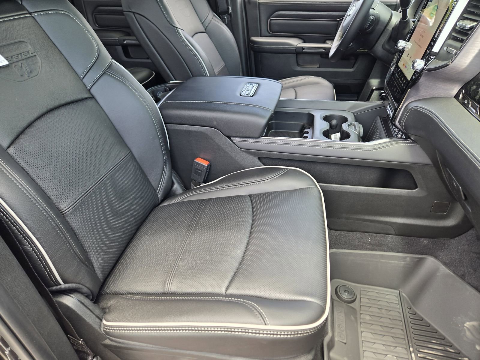 New 2025 RAM 2500 Rebel w/ Rebel Level 2 Equipment Group image 12