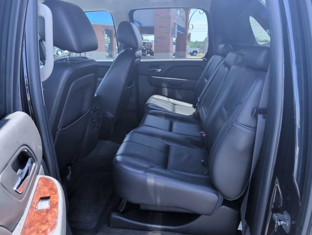 Used 2010 Chevrolet Avalanche LT RWD image 23
