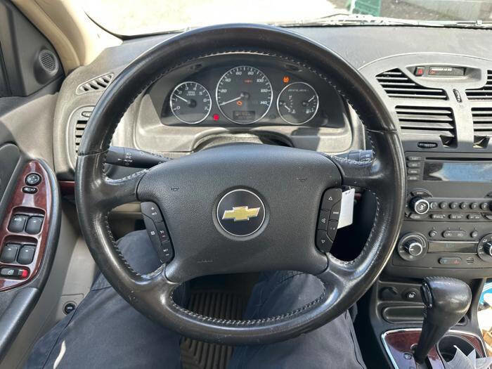 Used 2007 Chevrolet Malibu LTZ FWD image 33