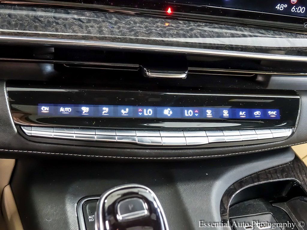 Used 2022 Cadillac Escalade Premium Luxury w/ Performance Package image 21