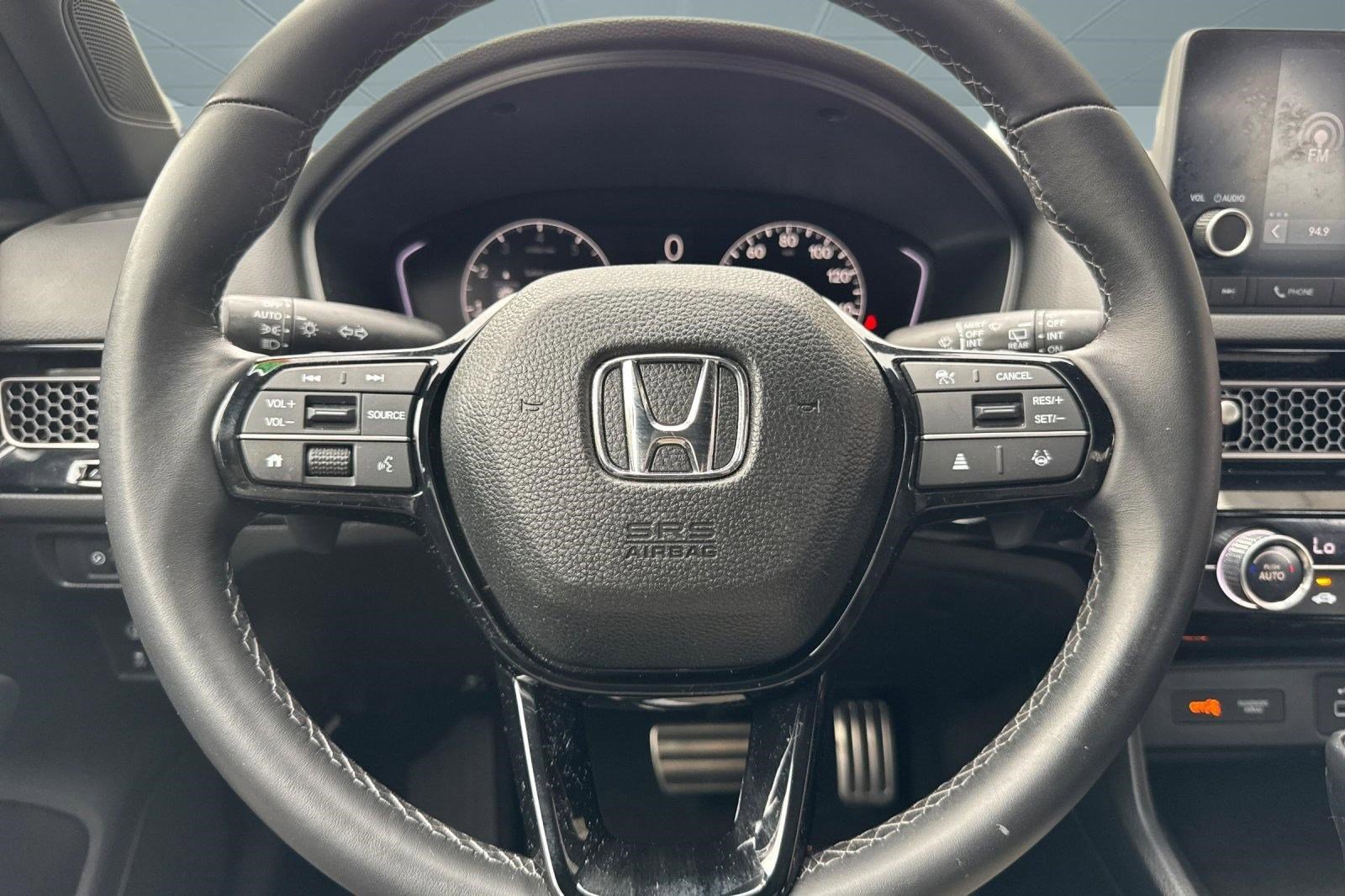 Used 2023 Honda Civic Sport image 16