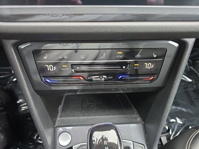 Used 2024 Volkswagen Tiguan SE FWD image 4