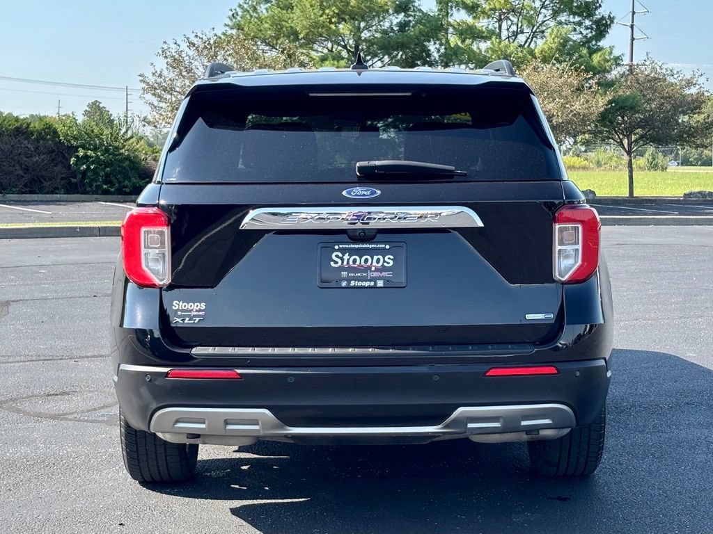 Used 2020 Ford Explorer XLT w/ Equipment Group 202A AWD/4WD image 6