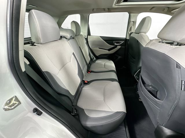 Used 2022 Subaru Forester Premium image 27