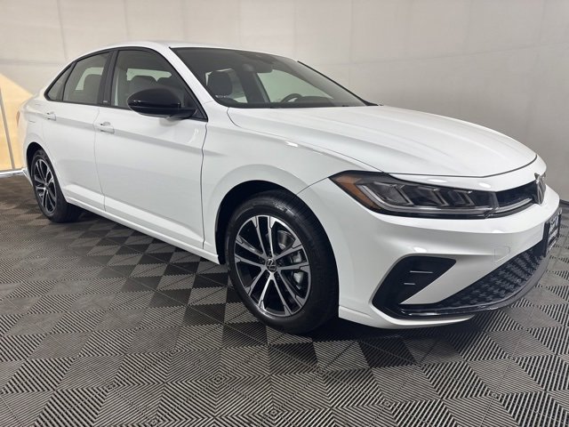 New 2025 Volkswagen Jetta Sport image 1