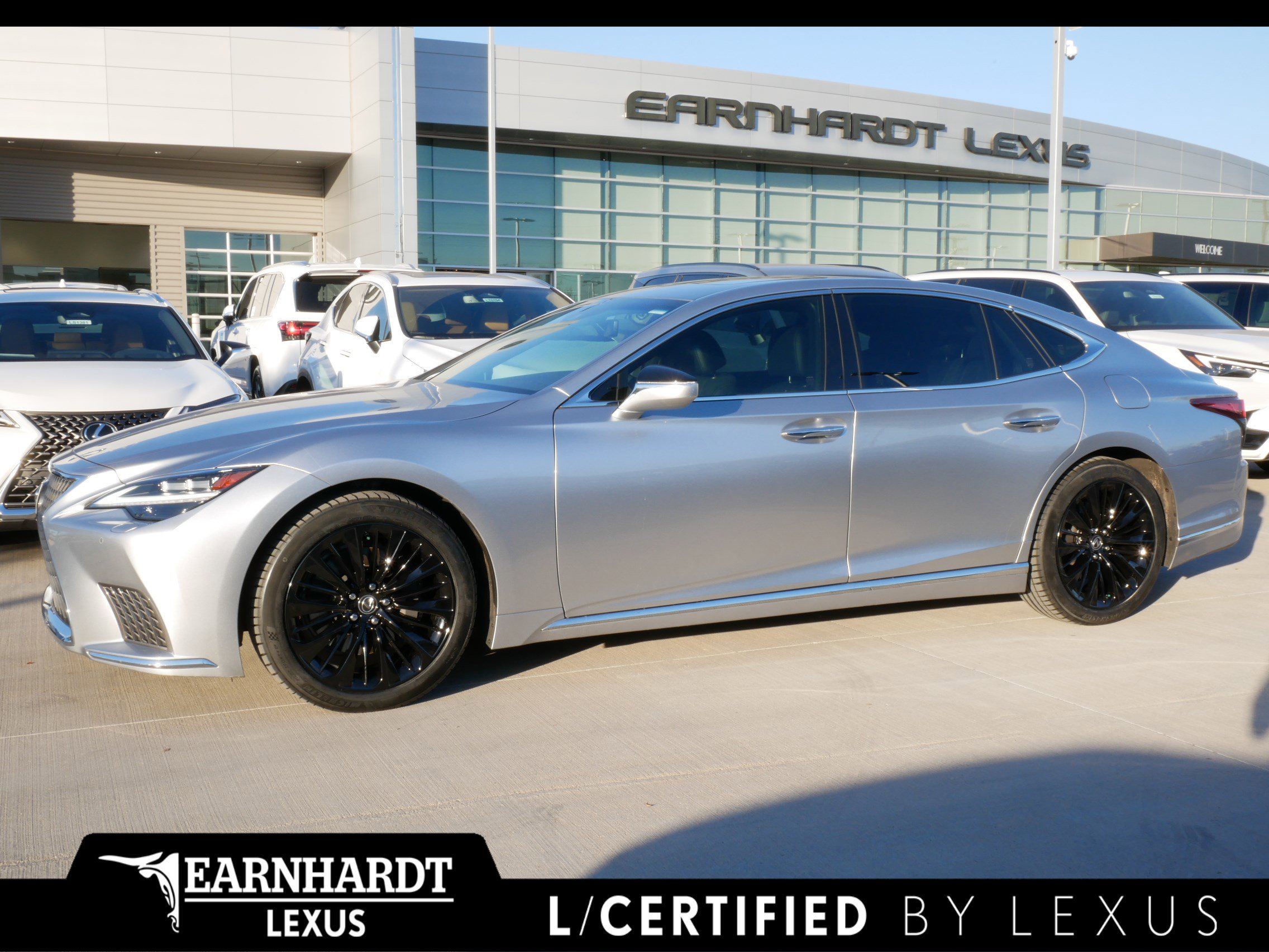 Used 2022 Lexus LS 500 image 1