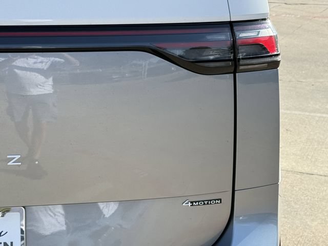 New 2025 Volkswagen ID. Buzz Pro S Plus AWD/4WD image 6