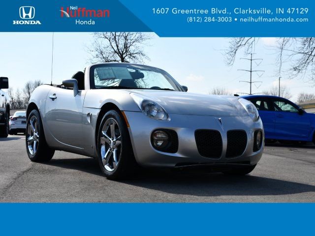 Used 2008 Pontiac Solstice GXP w/ Premium Package image 1