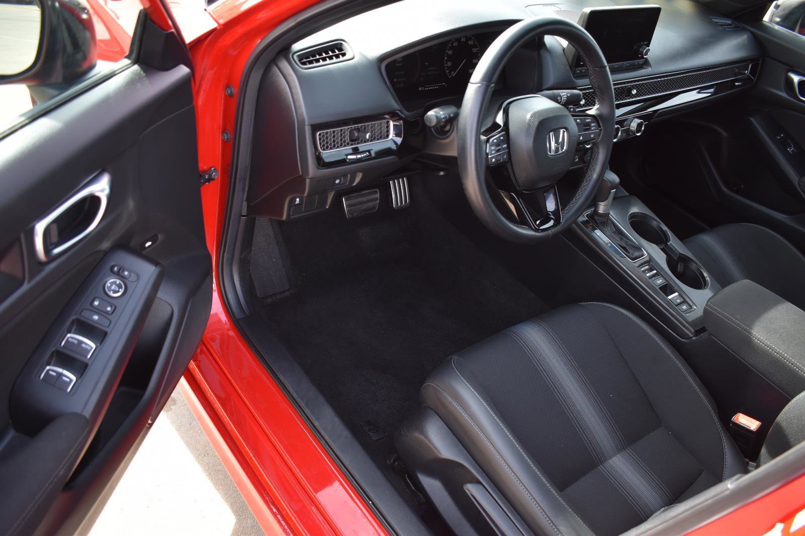 Used 2025 Honda Civic Sport image 21
