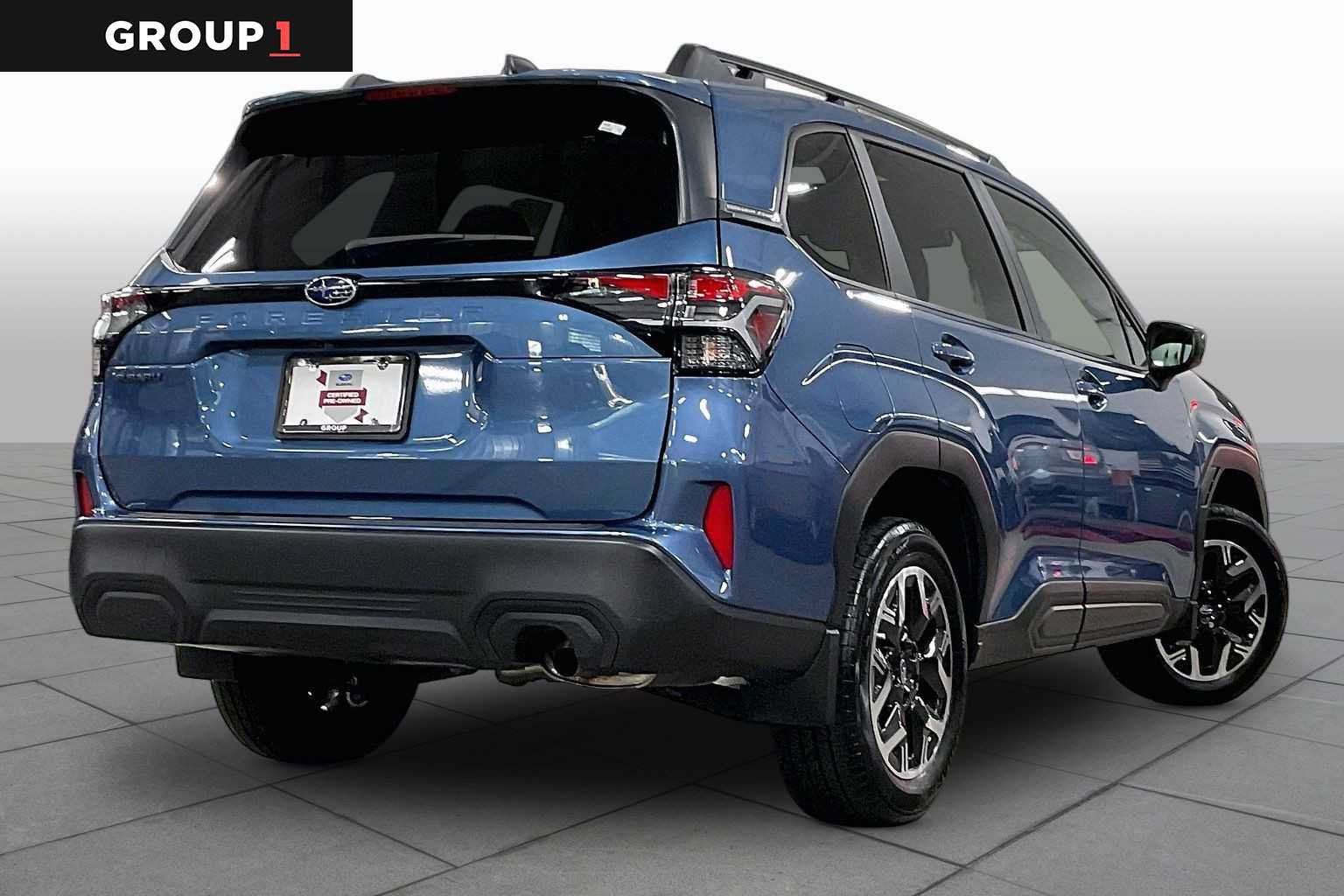 Certified 2025 Subaru Forester Premium AWD/4WD image 13
