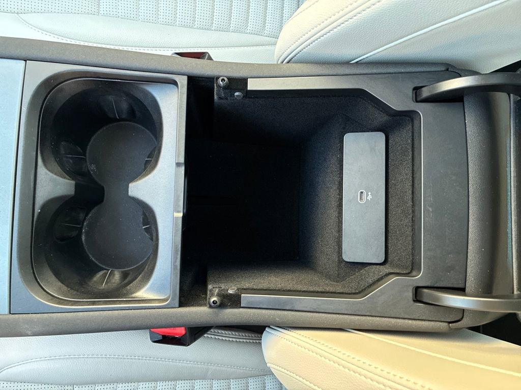 Used 2024 Land Rover Discovery Sport S image 26