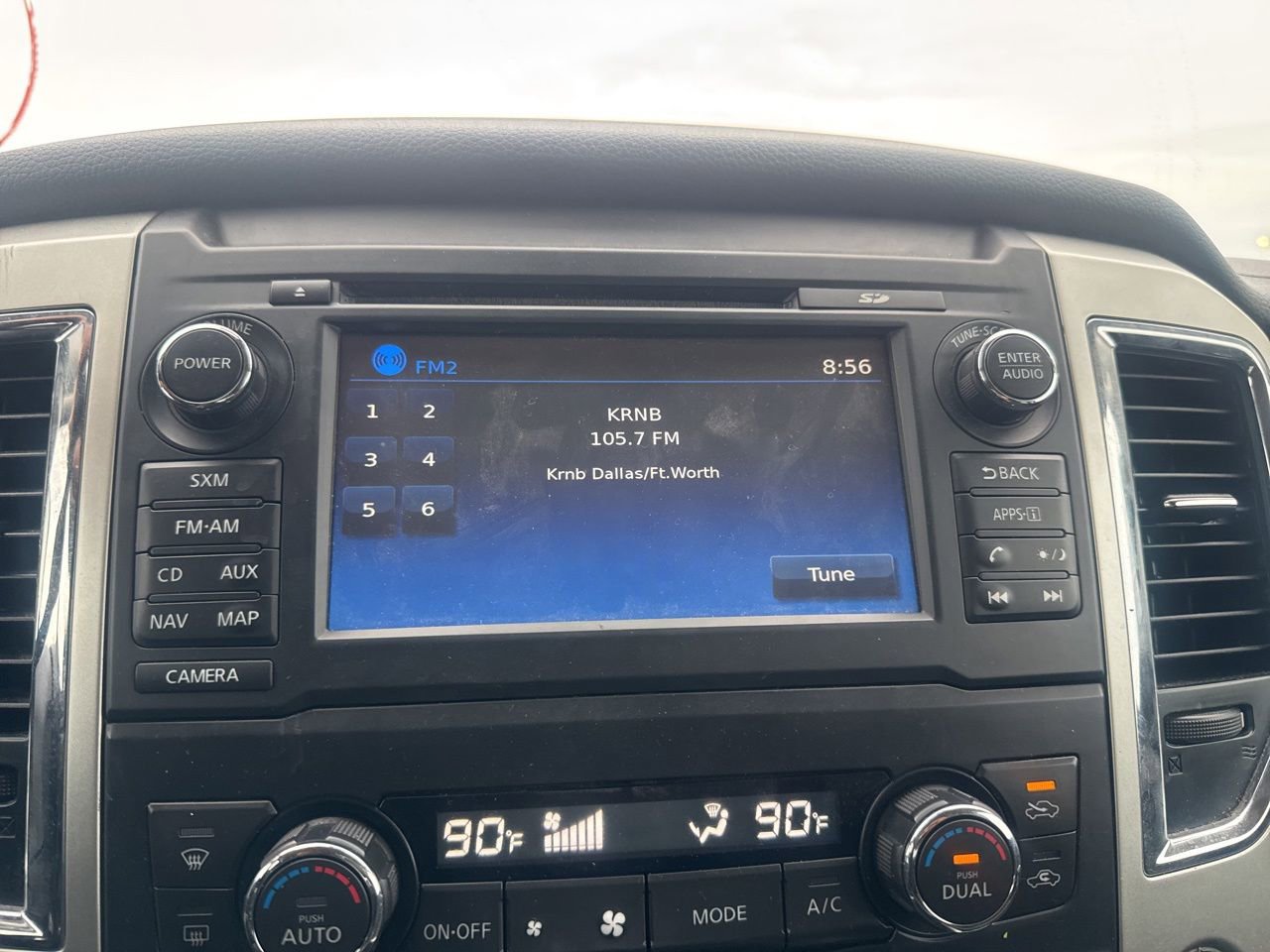 Used 2018 Nissan Titan SV w/ SV Convenience Package RWD image 39
